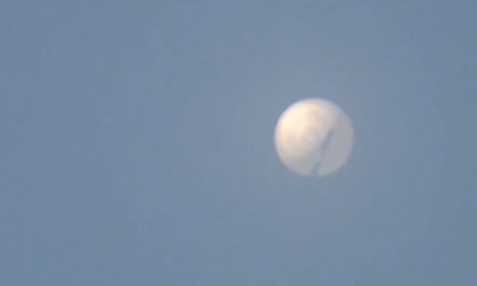 A sfera, cilindro e ottagono, tutti “con carico”: cosa sappiamo dei quattro UFO abbattuti in Nord America