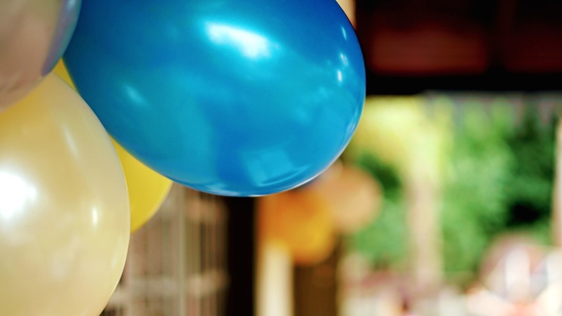 Bambino di 7 anni muore soffocato da un palloncino - News Prima