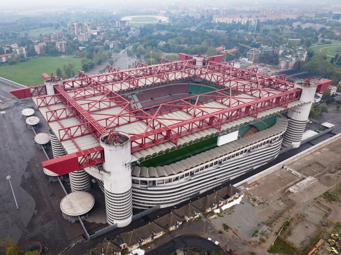 Milano-gate, il "metodo delle varianti": "Grattacieli di 20 piani invece che palazzine basse con una semplice autocertificazione"