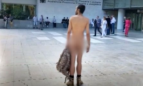 Ritirata multa perché camminava senza vestiti per strada: in Spagna la nudità pubblica è legale