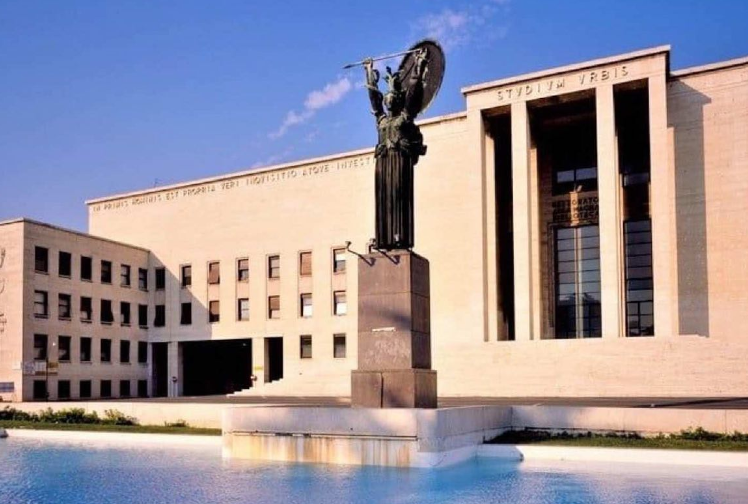 Classifica delle migliori università al mondo 2023: per l'Italia spiccano La Sapienza e il Politecnico