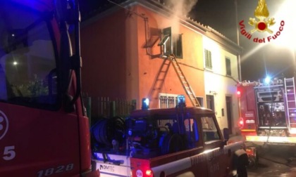 Inferno di fuoco in due case a Firenze e Bologna: zia e nipote e due fratelli nella morsa delle fiamme