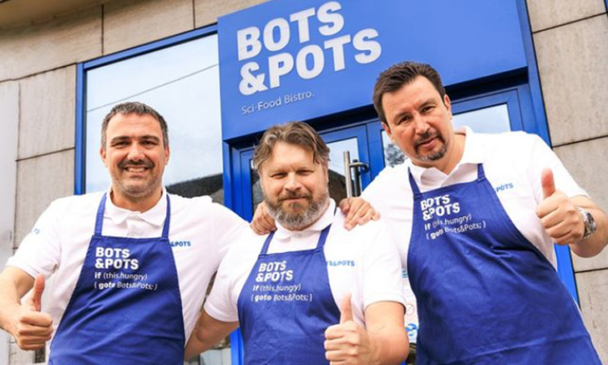 Dove si trova il primo ristorante in cui i piatti vengono cucinati da uno chef-robot