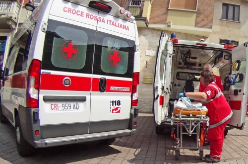 Malori improvvisi e fatali: ragazzi di 12 e 17 anni muoiono a scuola