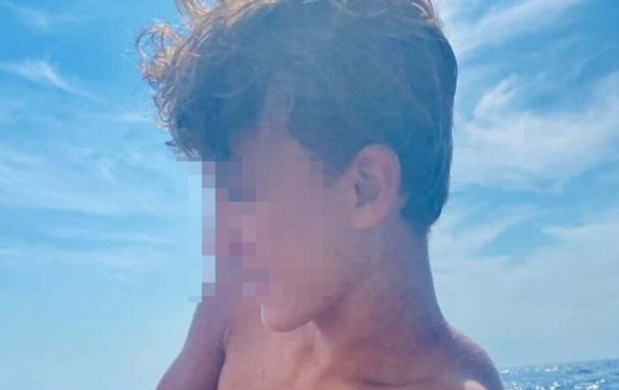 Malore dopo l’incontro di boxe simulato tra amici durante una festa, muore a 15 anni
