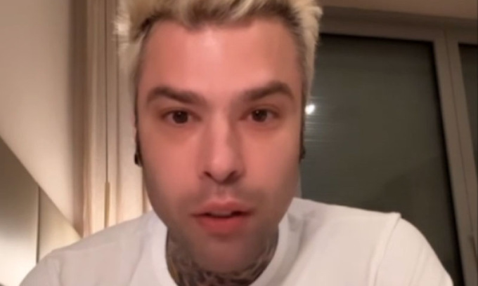 Fedez, la sparizione dai social, gli psicofarmaci, la salute mentale: tutta la verità