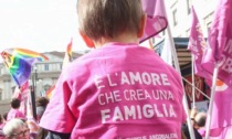 Trascrizione figli coppie gay: i sindaci ribelli delle grandi città si alleano, manifestazione nazionale il 12 maggio a Torino