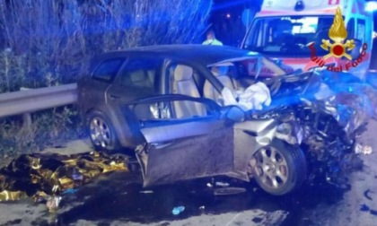 Frontale tra due auto nel Trapanese: 7 morti