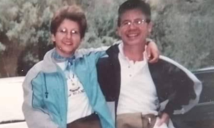 Spara alla moglie e si toglie la vita: lei muore dopo cinque giorni di agonia