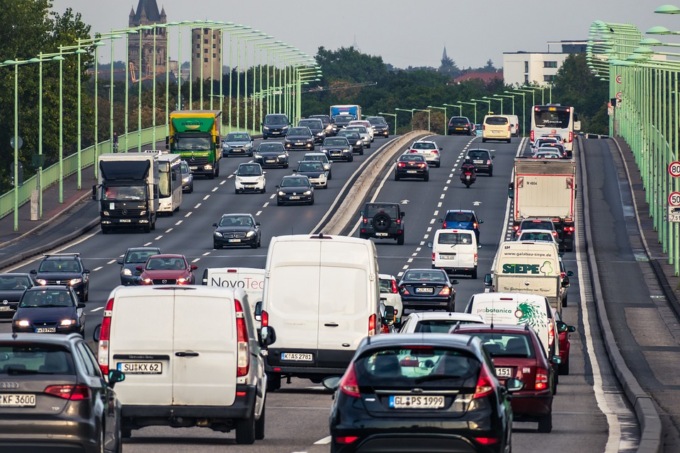 Mercato auto a febbraio, un altro mese positivo
