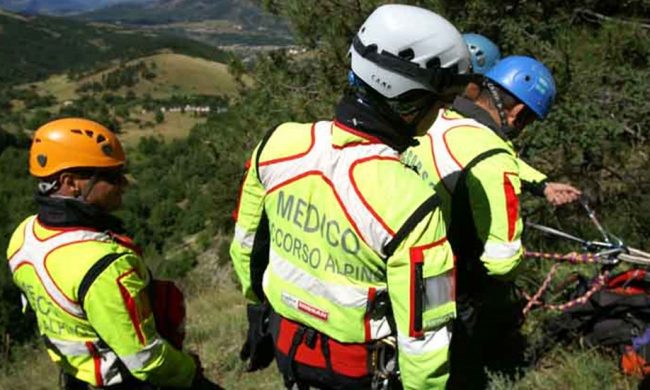 Muore d’infarto dopo una lite, il figlio si toglie la vita per i sensi di colpa