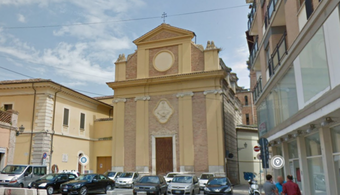 Tragedia sul lavoro a Teramo: operaio 24enne cade da 10 metri e muore