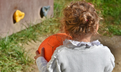 Ennesima follia Usa: spara a una bimba di 6 anni per un pallone finito nel suo giardino