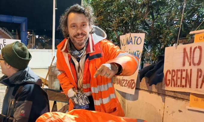 Gli spara in strada, poi corre in chiesa: “Chiama la polizia, ho ucciso un uomo”