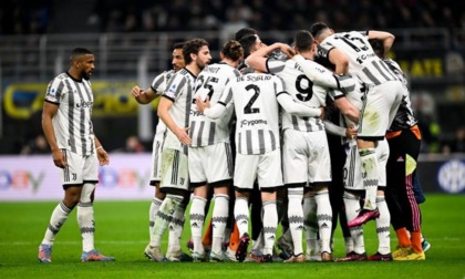 Juventus penalizzata: tolti 10 punti in classifica per il caso plusvalenze
