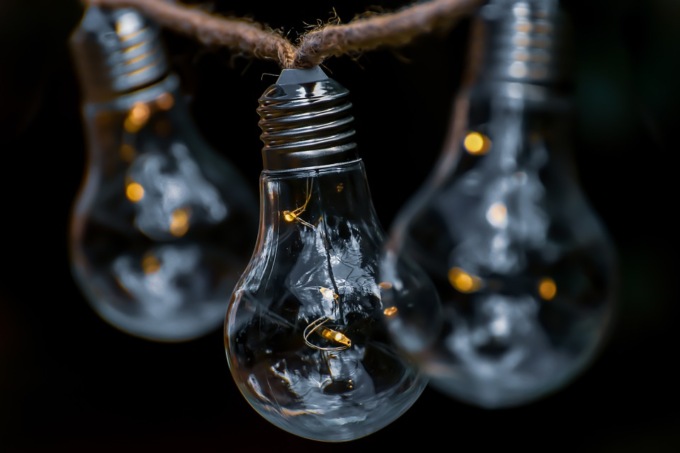 Energia, i consumi calano ma le emissioni aumentano