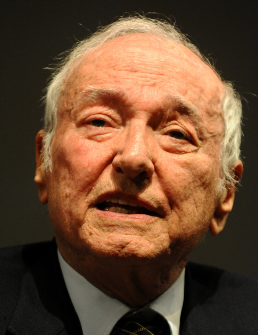 “Dieci cose che ho imparato” di Piero Angela, la traccia della maturità 2023 che celebra l’ingegno