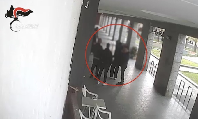 Boss della droga gestivano traffici internazionali dalla cella: sono stati arrestati… ma erano già in carcere
