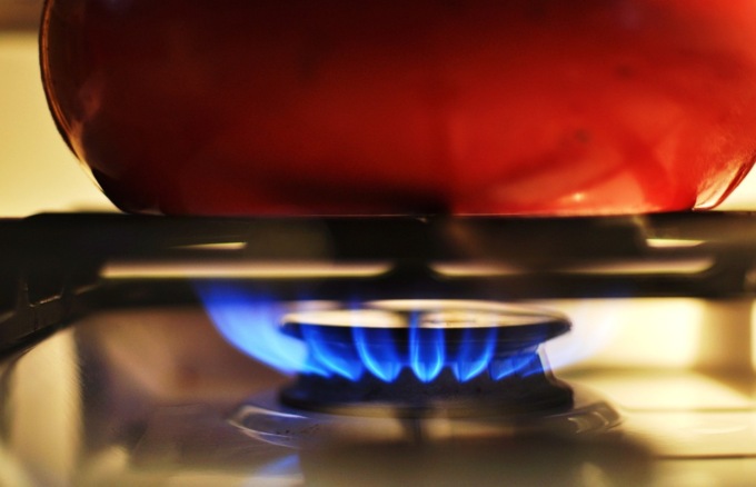 Bolletta del gas, ad aprile è tornata a crescere