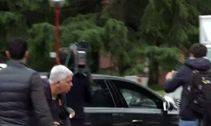 Silvio Berlusconi esce dal San Raffaele dopo 44 giorni