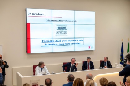 Trapiantato un cuore fermo da 44 minuti: un record mondiale che dà grandi speranze per il futuro