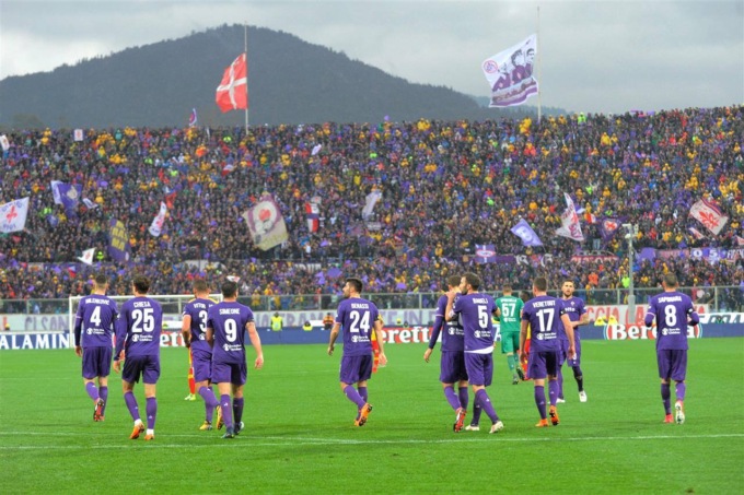 Leoni da tastiera anche in Serie A: due giocatori della Fiorentina criticano il loro allenatore su Instagram