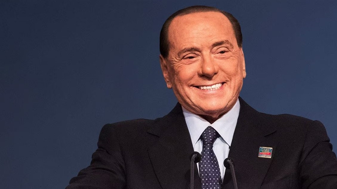Cosa sono i funerali di Stato e il lutto nazionale e perché sono stati dichiarati per Silvio Berlusconi