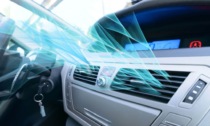 Multa per l'aria condizionata accesa in auto: quando, perché e a quanto ammonta