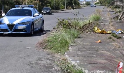Investe con l’auto la moglie e l’amica che voleva convincerla a lasciarlo