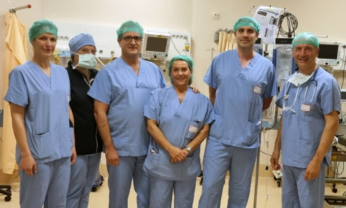 Dopo il tumore al seno, anche alla lingua: salvata grazie a un’operazione eccezionale