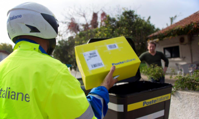 Poste Italiane cerca postini (e non c’è più il voto minimo): le offerte di lavoro in dieci regioni