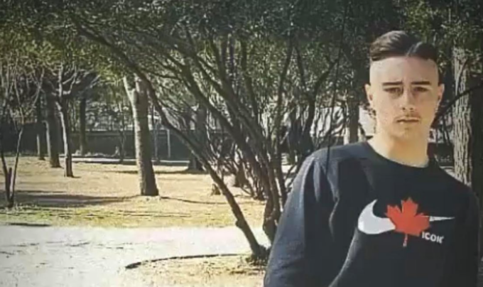 Operaio 19enne precipita da un tetto: morto dopo cinque giorni in ospedale. Altre due vittime a causa di macchine agricole