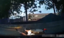 Ragazzino sullo scooter scappa dai carabinieri: il video mozzafiato dell'inseguimento