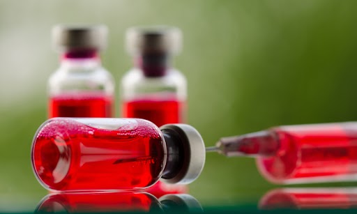 Dopo continui ricoveri in ospedale, scopre che qualcuno lo stava avvelenando col topicida: la moglie