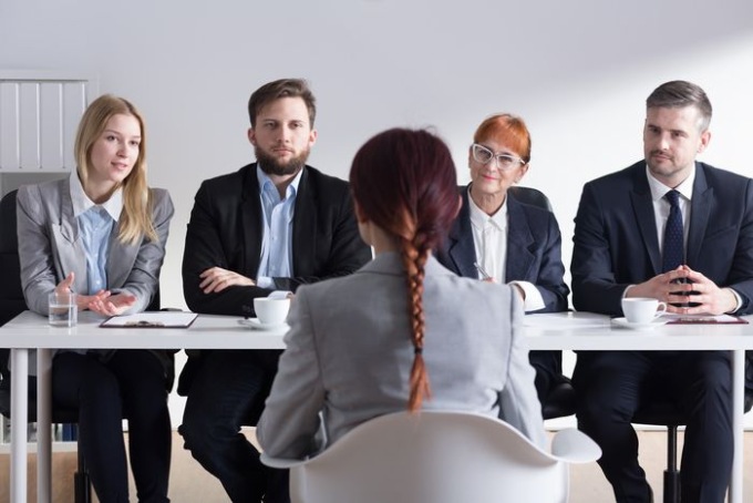 Curriculum vitae falsificato: cosa si rischia