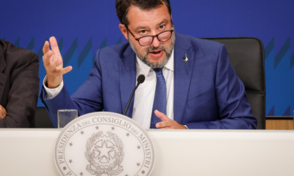 Sciopero 29 settembre, Salvini firma precettazione: ridotto a 4 ore. Attenzione ai voli