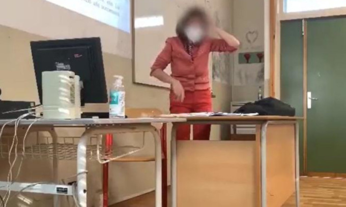 Scuola: le nuove regole su voto in condotta e sospensioni