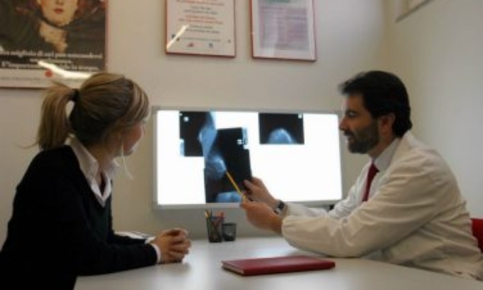 Cosa è l’oblio oncologico e cosa cambia con la nuova legge