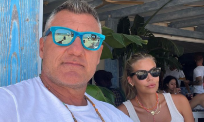 Bobo Vieri sventa un furto al ristorante. Come funziona il trucco del foglietto