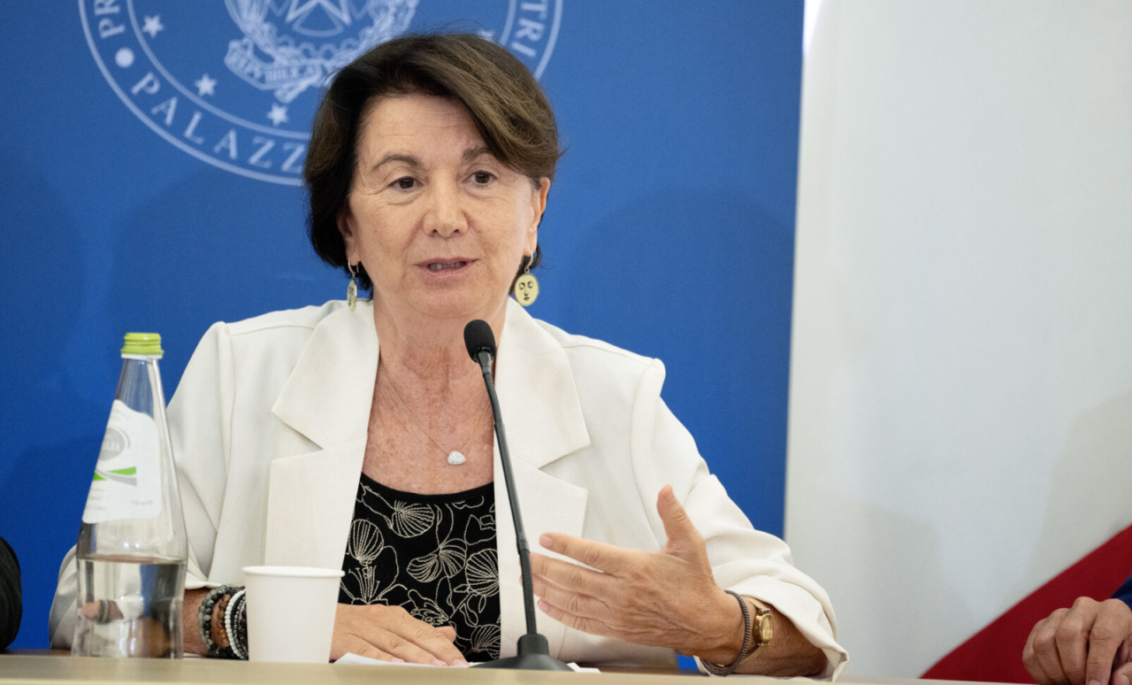 Siti sessisti sul Web, chiuso portale al centro delle polemiche. Roccella annuncia giro di vite
