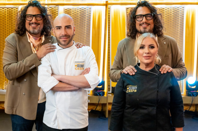 Simone Di Matteo e Tina Cipollari nella cucina di Alessandro Borghese