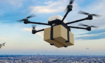 Amazon: al via le consegne con droni in Italia dal 2024 (ma solo se avete una villa con giardino)
