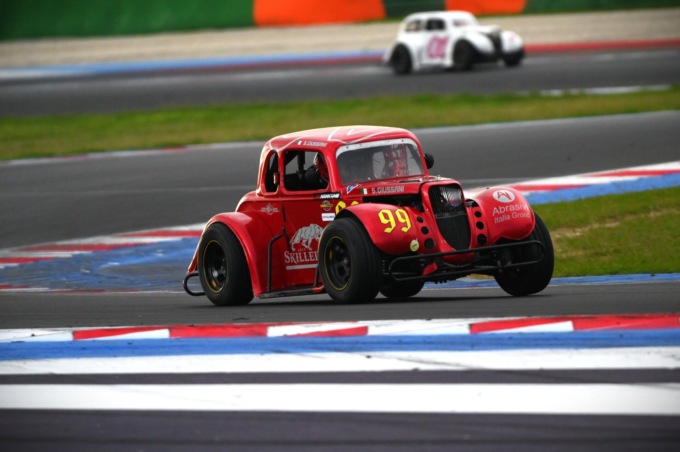 Misano turbolenta per Giussani (più “lenta” che “turbo”), ma il titolo italiano Legend Cars è suo!