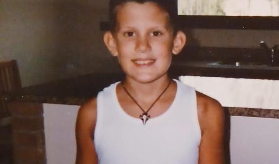 Gianluca, ucciso a 12 anni dalla leucemia. I colleghi avevano donato le ferie al papà per stargli vicino