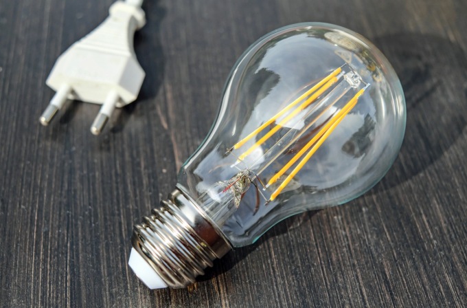 Fine del mercato tutelato dell’elettricità: proroga fino all’1 luglio