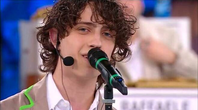 Sanremo 2024: il testo di Finiscimi di Sangiovanni