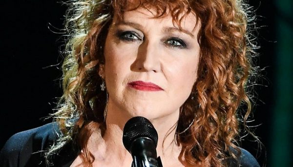 Sanremo 2024: il testo di Mariposa di Fiorella Mannoia