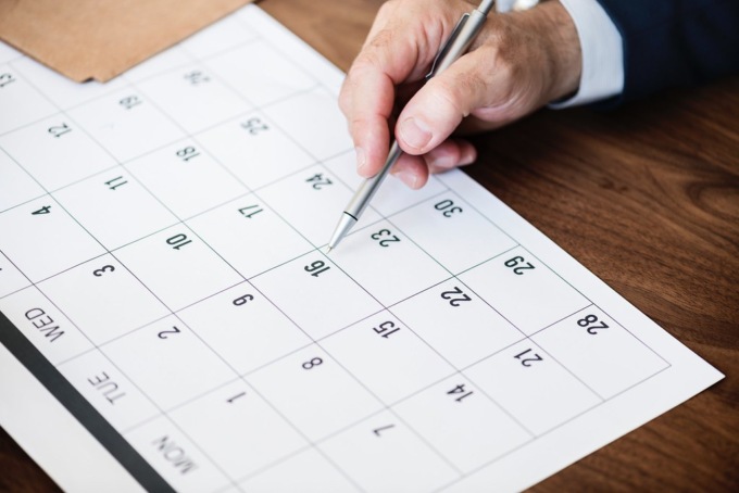 Calendario con 13 mesi da 28 giorni. Cosa cambierebbe e perché con la proposta di Beppe Grillo