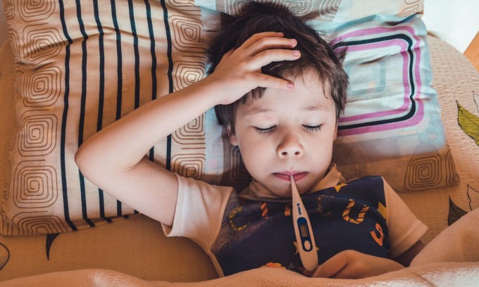 Quaranta bambini si sentono male contemporaneamente, chiude la scuola elementare