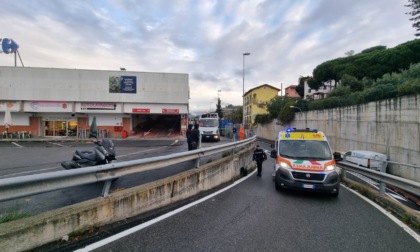 Tir pirata investe due studenti: morto 17enne, grave la sorella